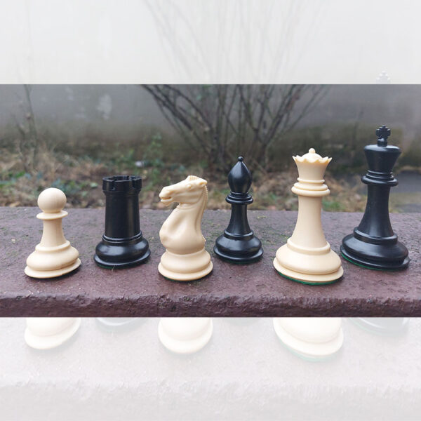 SUPREME – Kvalitetne plastične figure